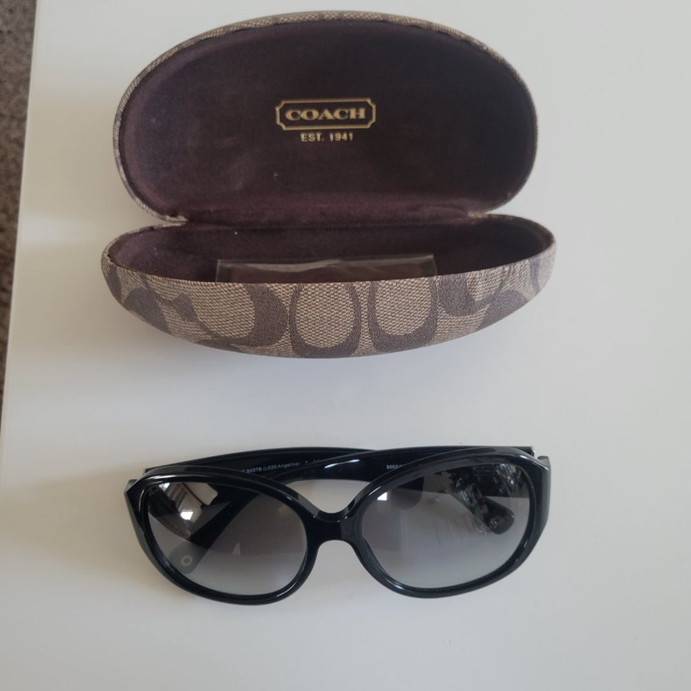 COACH Sunglasses - Picture 3 of 3